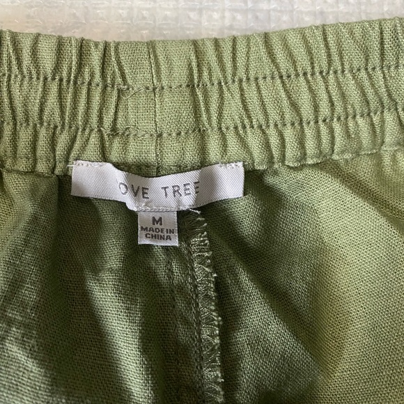 2/$15 Ladies Love Tree linen pants - Picture 3 of 4